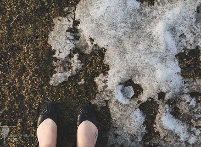fine art photographer chicago feet in snow