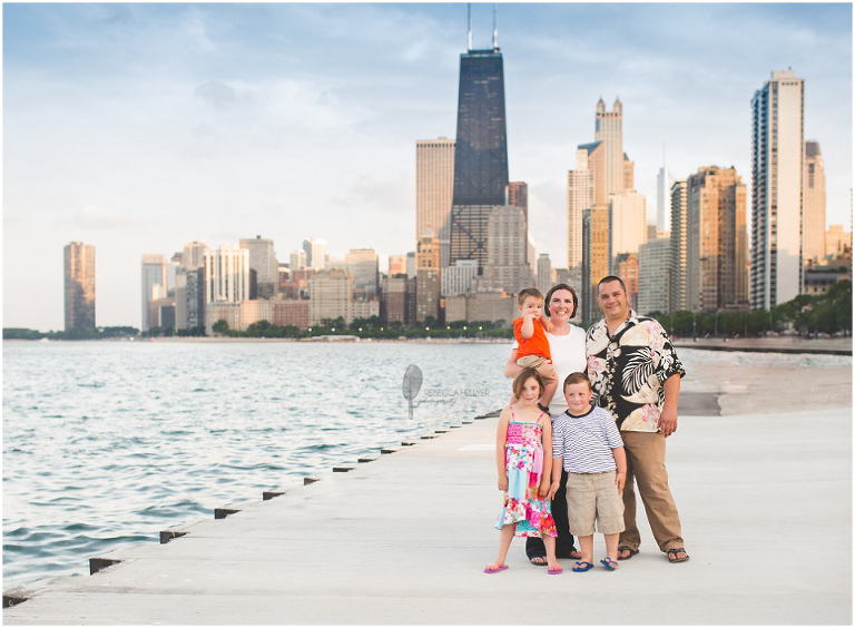 Chicago Family Photographer_Chicago Skyline_Rebecca Hellyer Photography