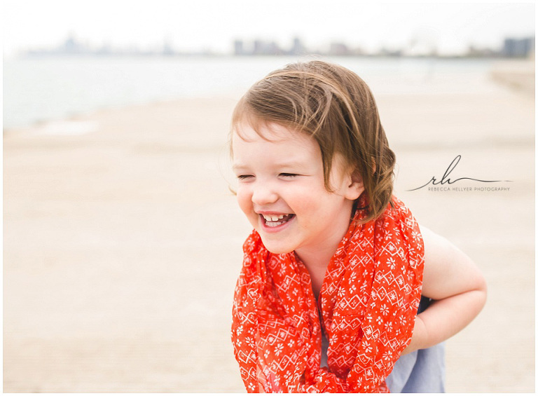 Young girl laughing | Chicago Children's Photographer | Chicago Mini Session Photographer | Rebecca Hellyer Photography