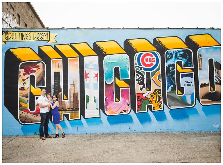 Chicago mural Logan Square | Maternity Photographer | Rebecca Hellyer Photography