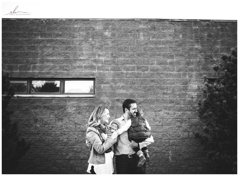 Family photos in Bucktown, Chicago, IL | © Rebecca Hellyer Photography