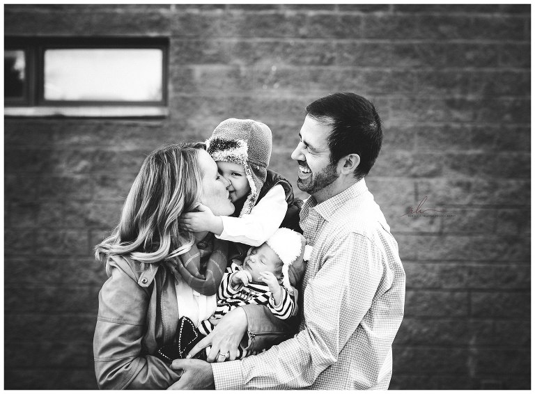 Bucktown Family Photos | Chicago Photographer | © Rebecca Hellyer Photography