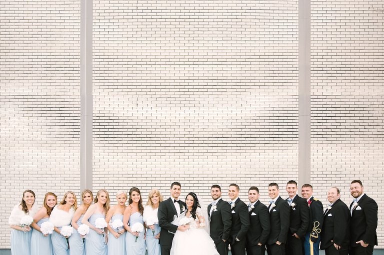 Large wedding party | Posing ideas | Chicago Wedding Photographer | © Rebecca Hellyer Photography